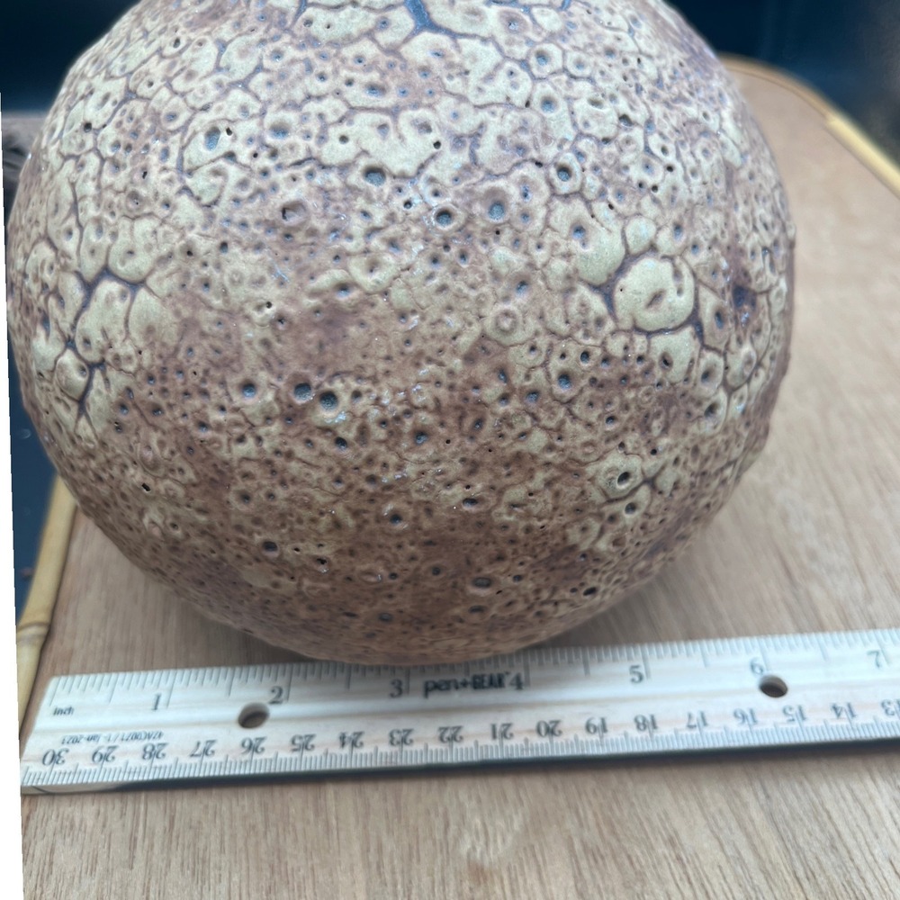 Vtg Jan & Helga Grove Art Pottery Rare Textured Brutalist weed Pot with Cork - Picture 7 of 7